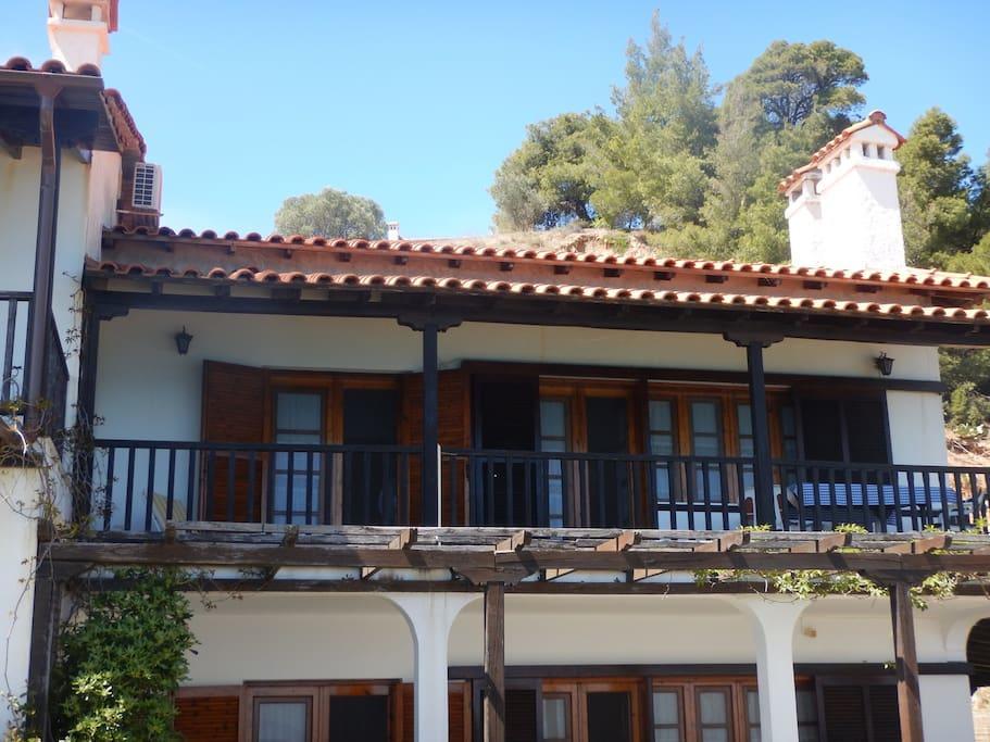 Sangue Blu Beachfront Villa Apartment Айос-Николаос Экстерьер фото